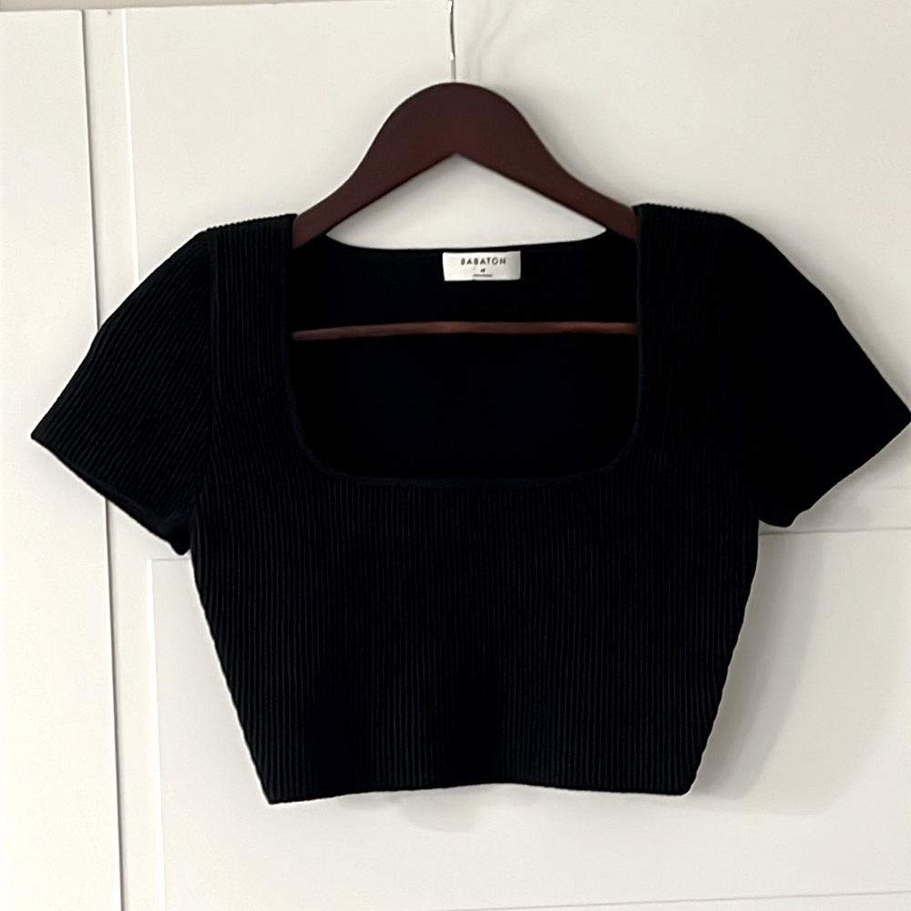 Babaton M Knit Crop